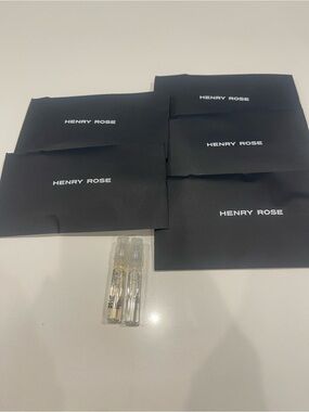 5 packs bundle Henry Rose perfume samples